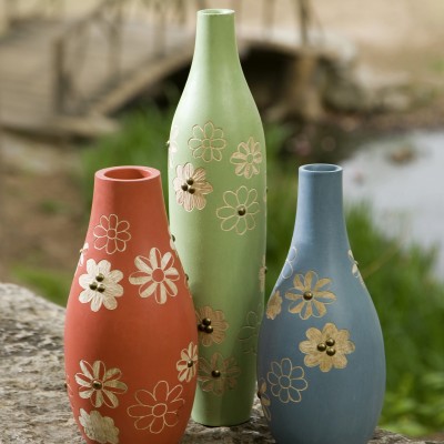 Kanoa Carved Wood Vases – Set of 3