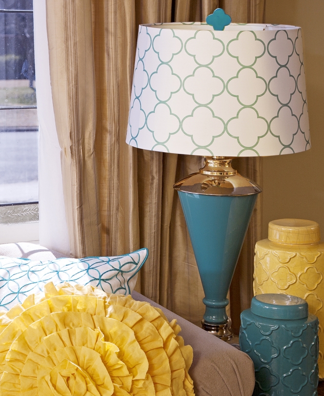 Essentials Blue Glass Table Lamp