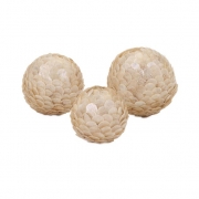 Estela White Shell Balls - Set of 3