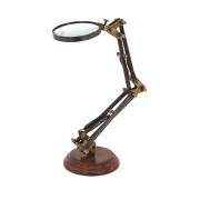 Beth Kushnick Standing Magnifier