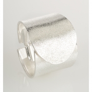 BTQ Silver Overlap Cuff