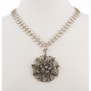 BTQ MJ Le Bonne Fleur Necklace